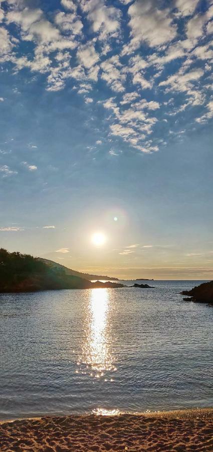 Plage A 3 Minutes A Pied Saint-Raphael  Bagian luar foto